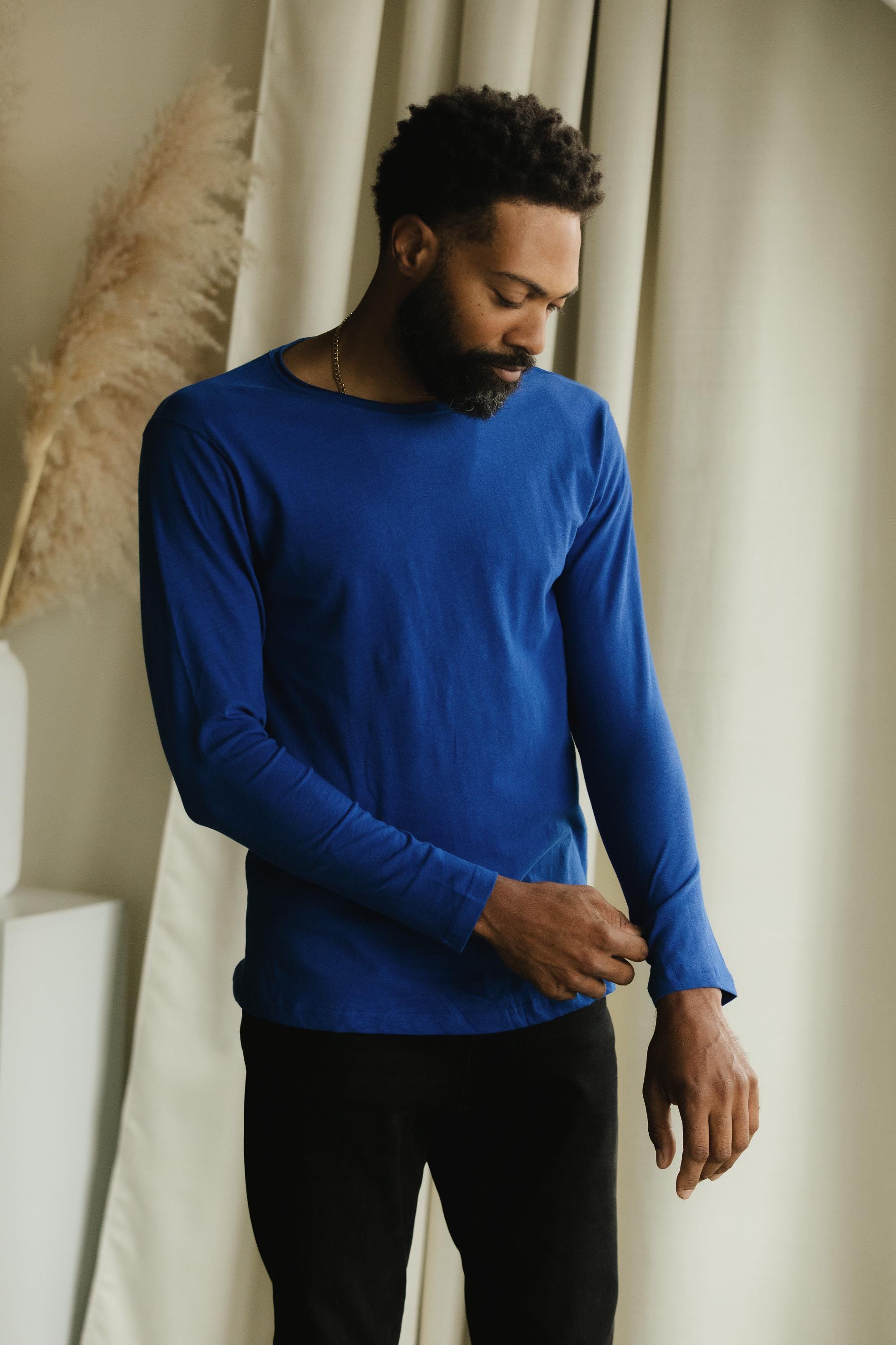 Linen Long Sleeve - Classic long sleeve t shirt made from soft