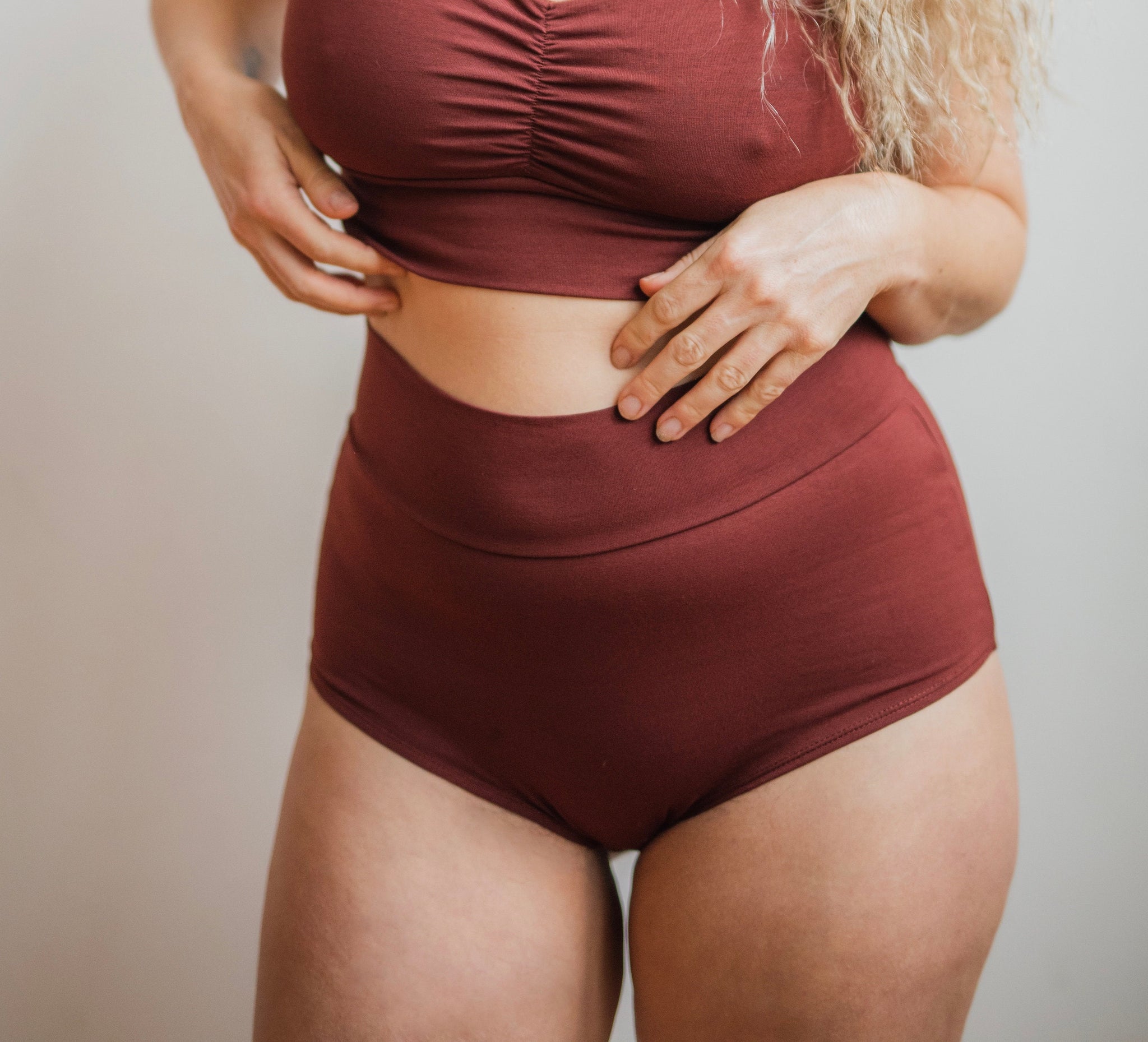 Size L - Organic cotton super soft high waisted underwear