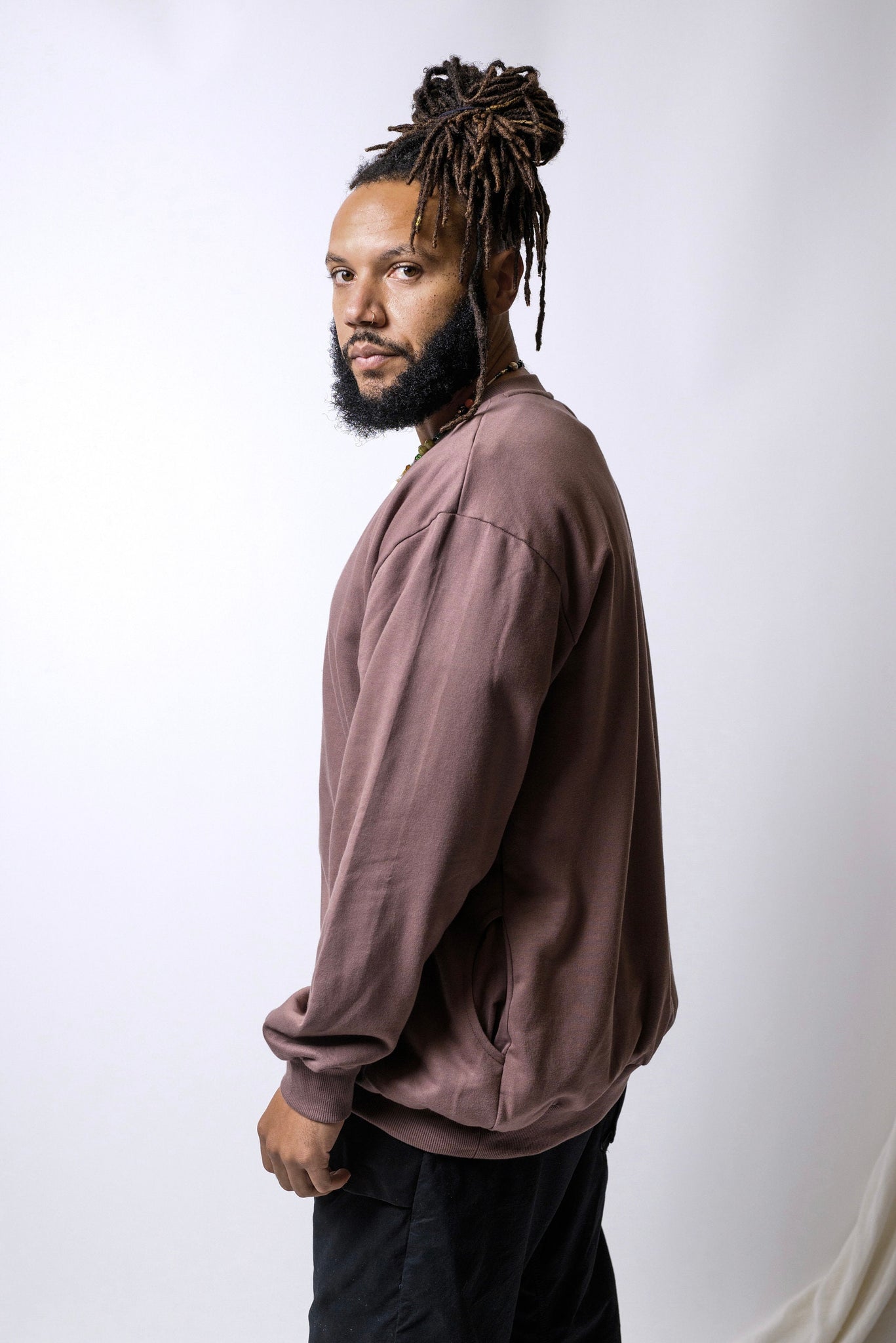 Nova Sweatshirt- round neck organic cotton fleece oversized sweatshirt with pockets