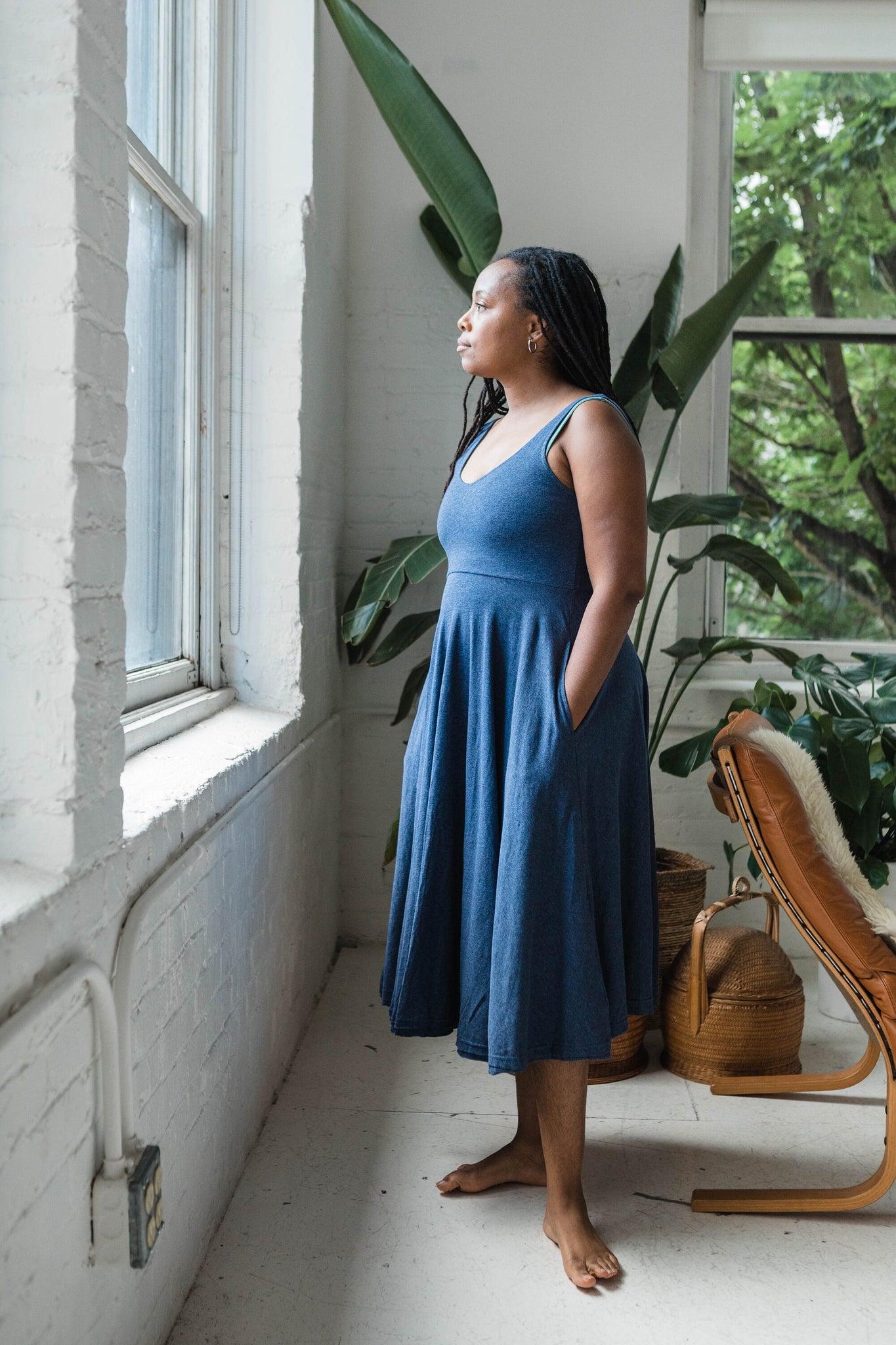 Heather Twirl Dress - v neck sleeveless organic cotton flowy dress with pockets