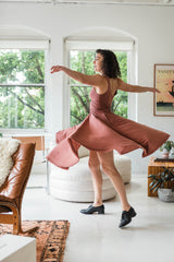 Heather Twirl Dress - v neck sleeveless organic cotton flowy dress with pockets