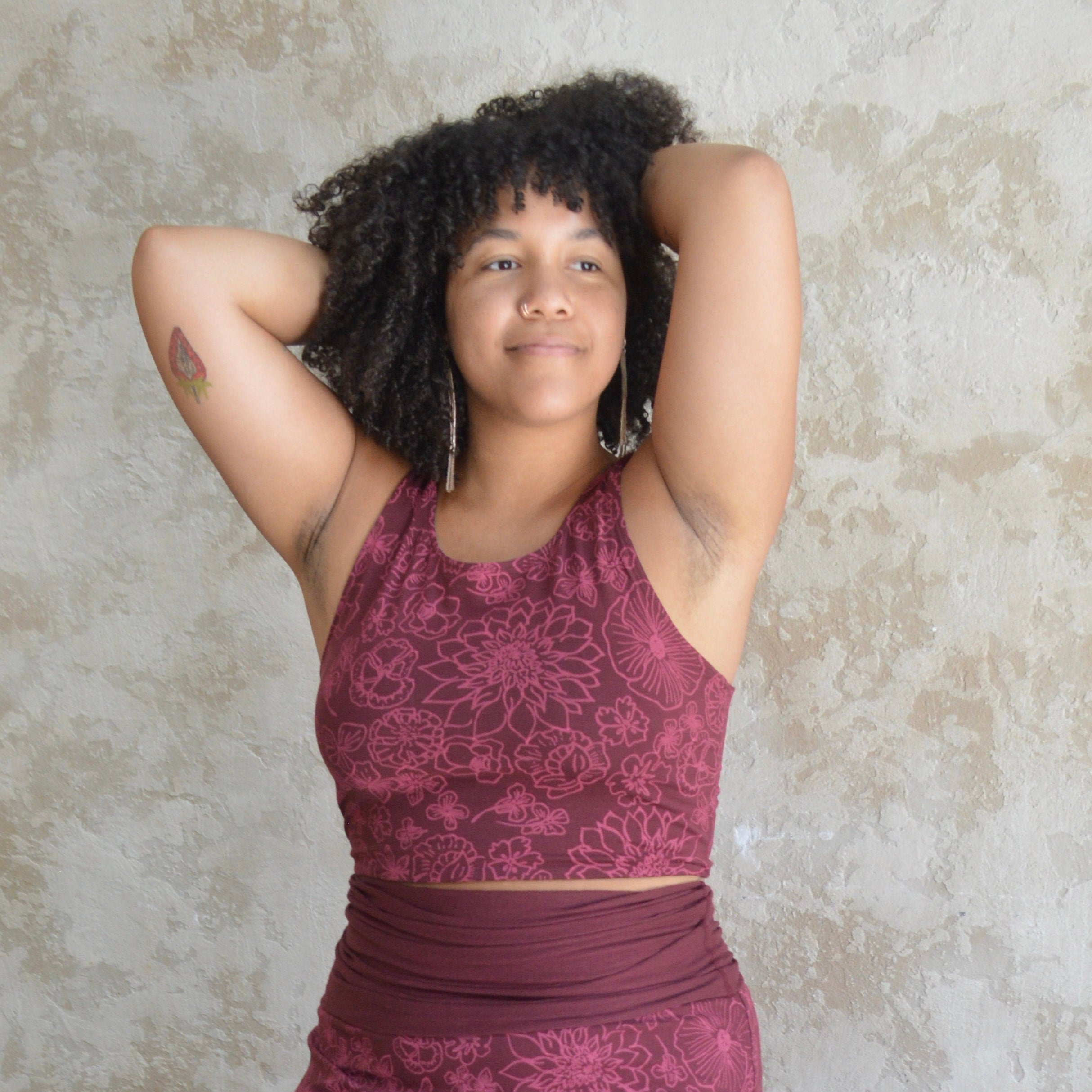Organic Cotton Yoga Tops – Una Pluma