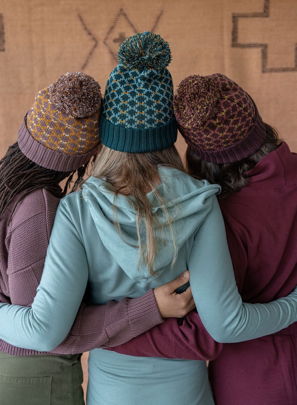 Hivemind Hat - Organic Cotton hat with pom pom - winter hat – Una