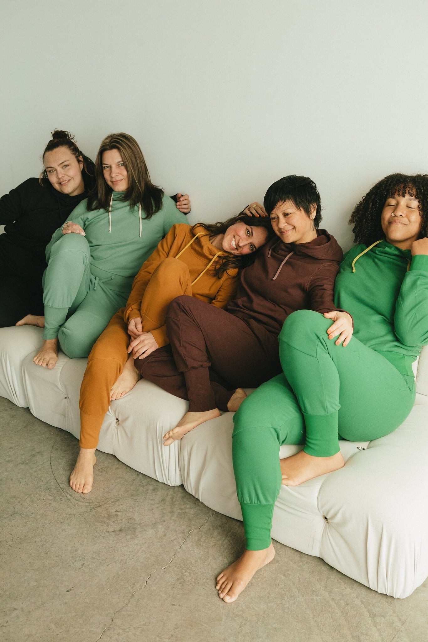 Sweatsuit De Mis Sueños - dreamy organic cotton sweatsuit in earthy colors - deep pockets and big hood - set top and bottom organic