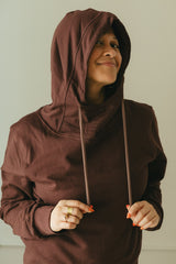 Viento Hoodie - organic cotton hooded sweatshirt with a big hood and high neckline and deep pockets
