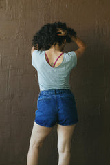 Organic cotton V-tee with front and back V neck - plain organic cotton t-shirt - the perfect layer!