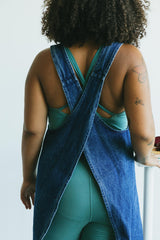 Stonewashed Denim Apron - Jean kitchenware - Organic cotton indigo dyed denim crossback apron with big pockets