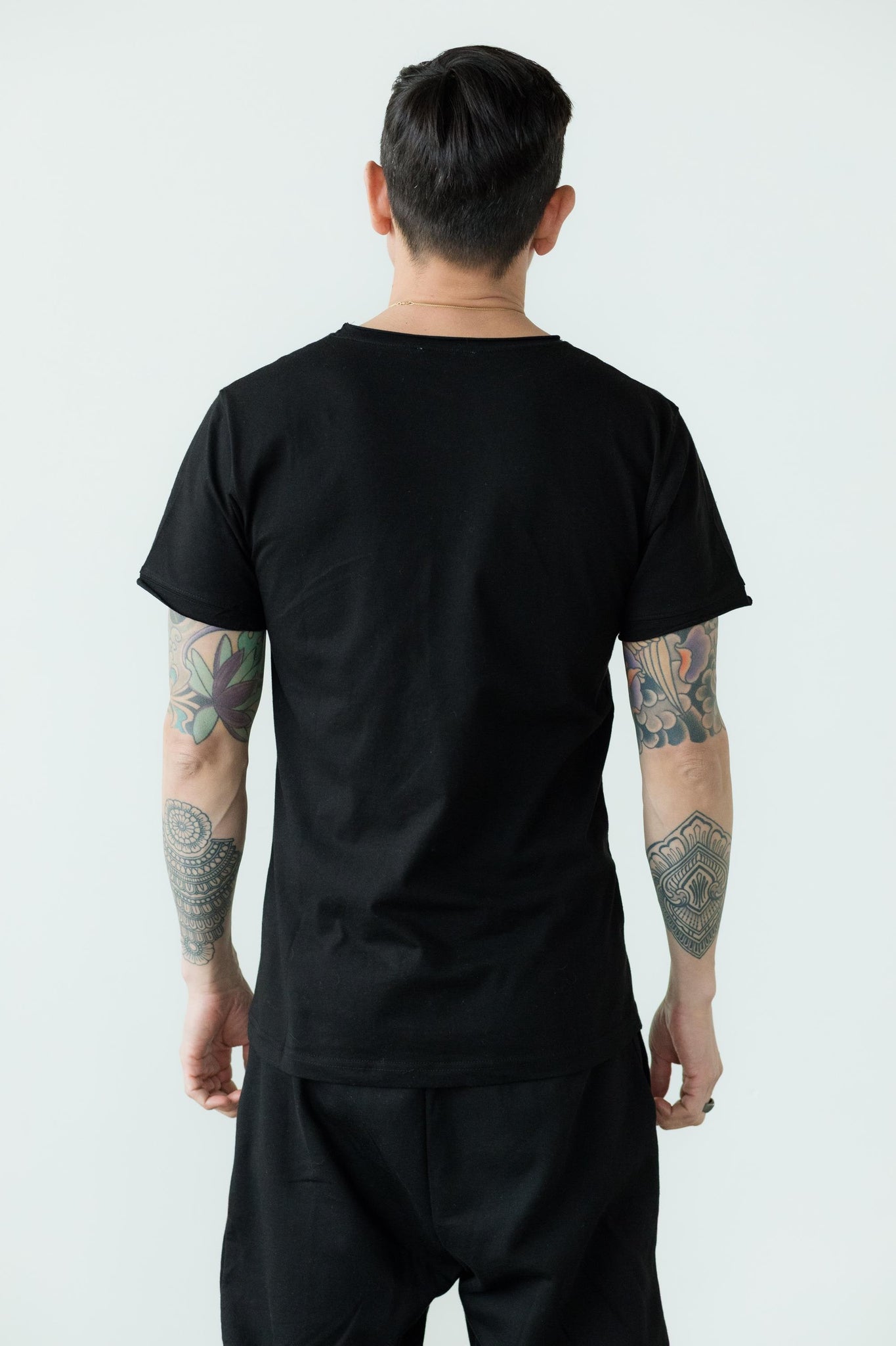 Classic T-shirt - 100% organic cotton men’s t-shirt - Undershirt - Natural fiber t shirt
