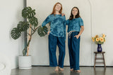 Jeans Número 2 - Wide leg organic cotton jeans with elastic waist and drawstring